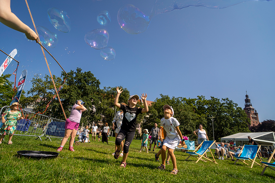 Family fun at the sailing festival